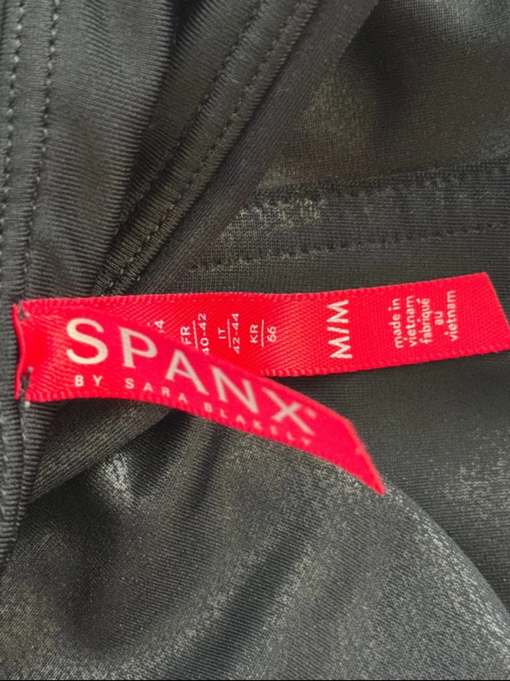 New SPANX Black Leggings Medium shiny black